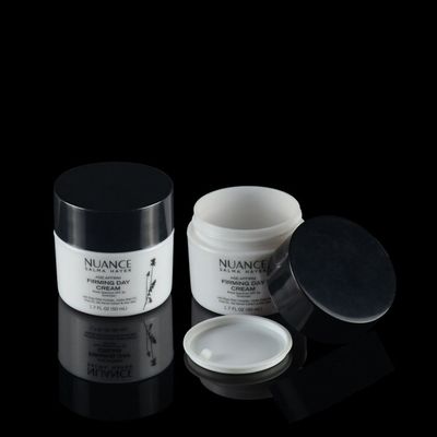 ขวดเครื่องสำอาง PETG ขนาด 56.2 มม. 50 มล. ภาชนะบรรจุเครื่องสำอางสุดหรูพร้อมฝา ABS