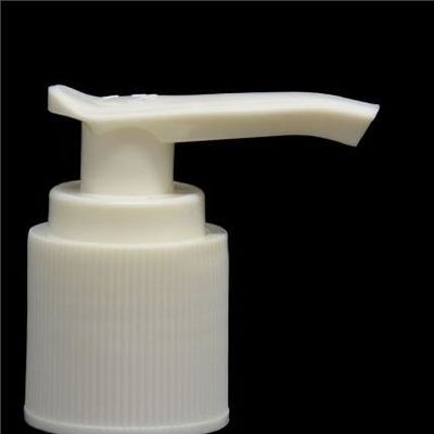 24 415 4CC Cosmetic Lotion Pump เครื่องจ่ายโลชั่นบำรุงผิวกายสีขาวสำหรับแชมพู